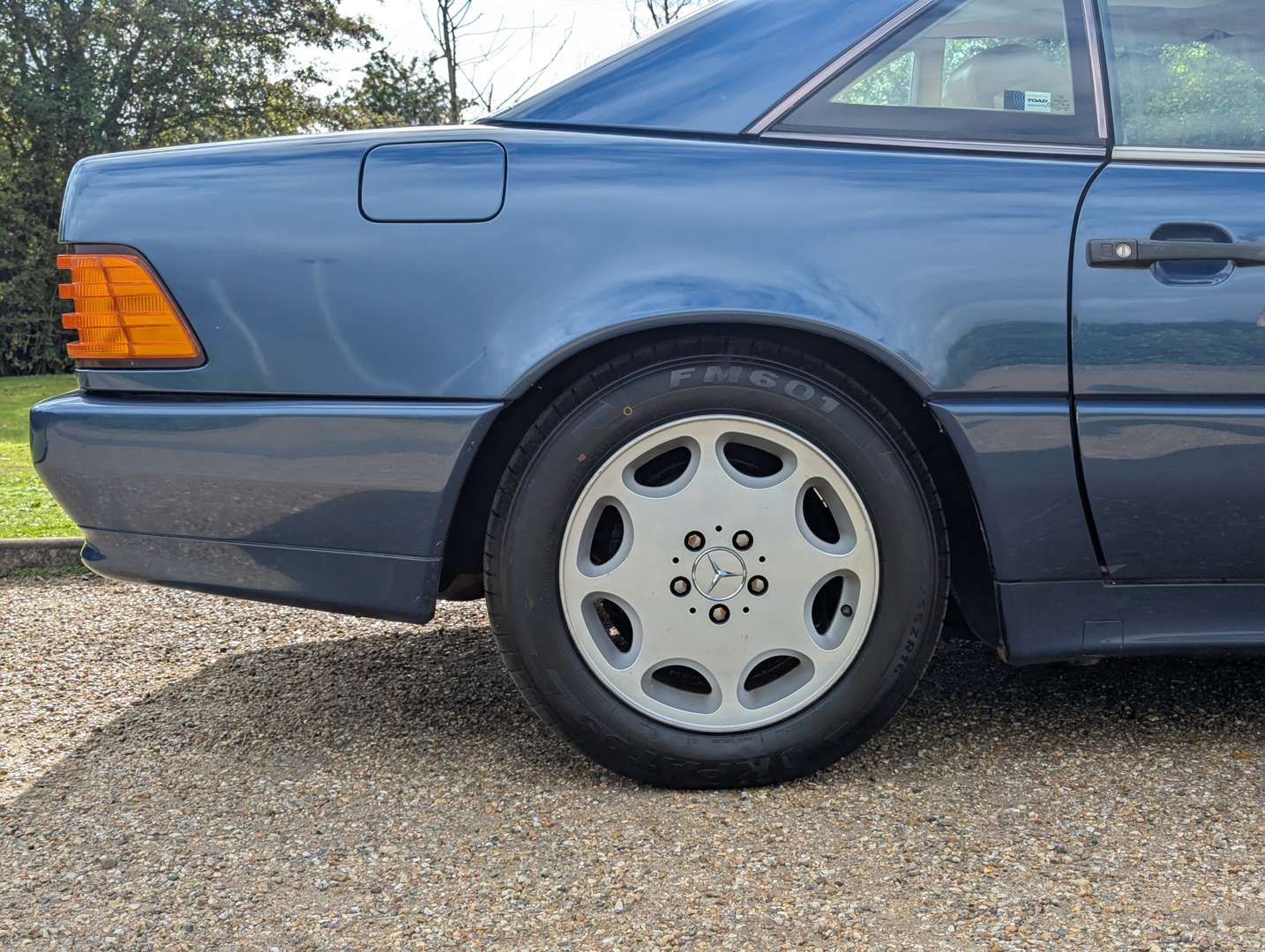 <p>1992 MERCEDES 300SL-24 AUTO</p>