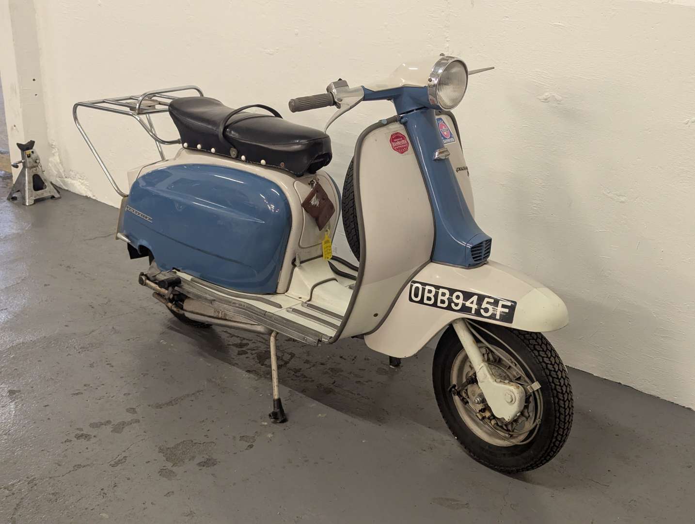 <p>1967 LAMBRETTA LI150</p>