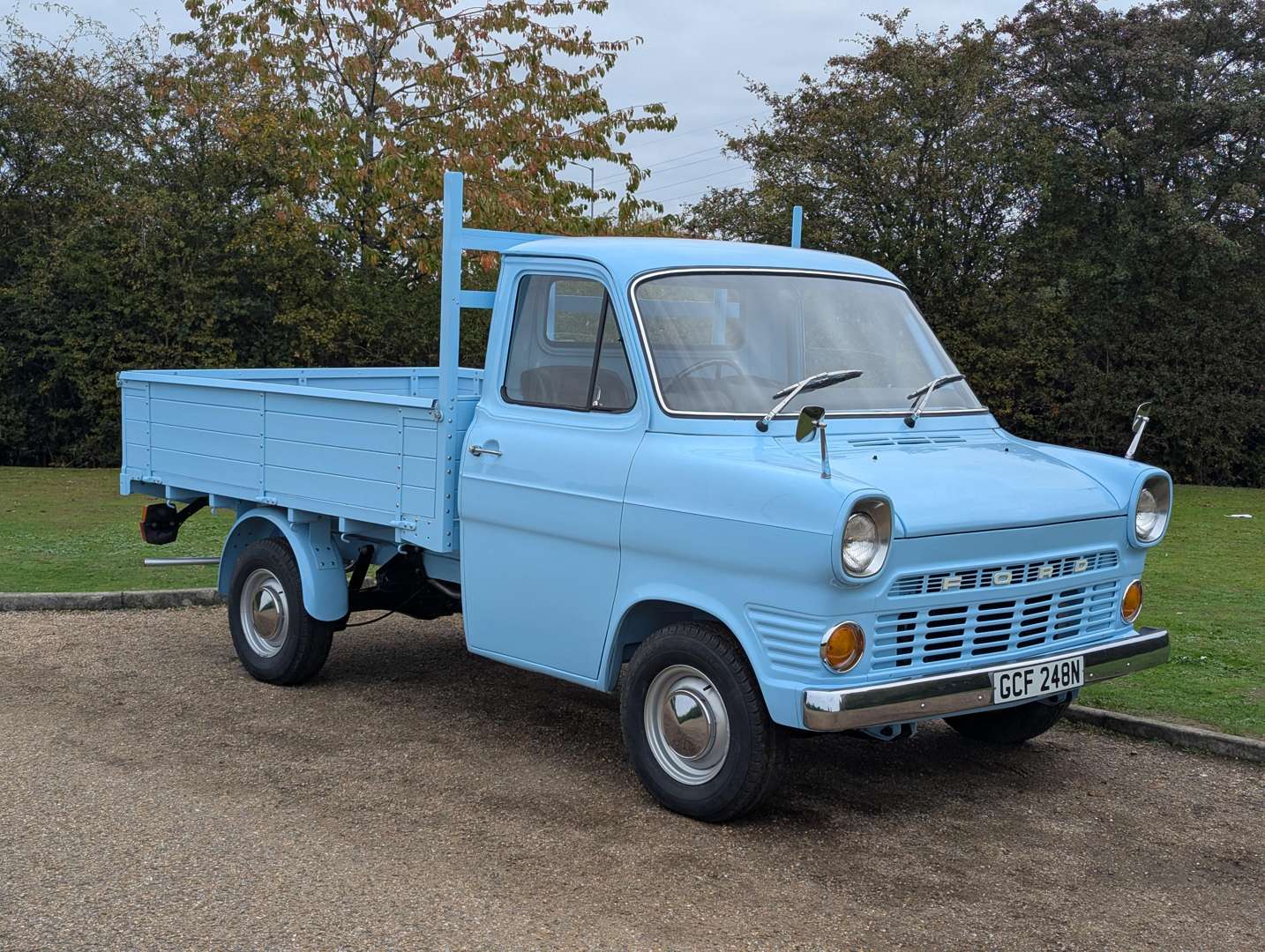 <p>1974 FORD TRANSIT MKI PICK-UP</p>