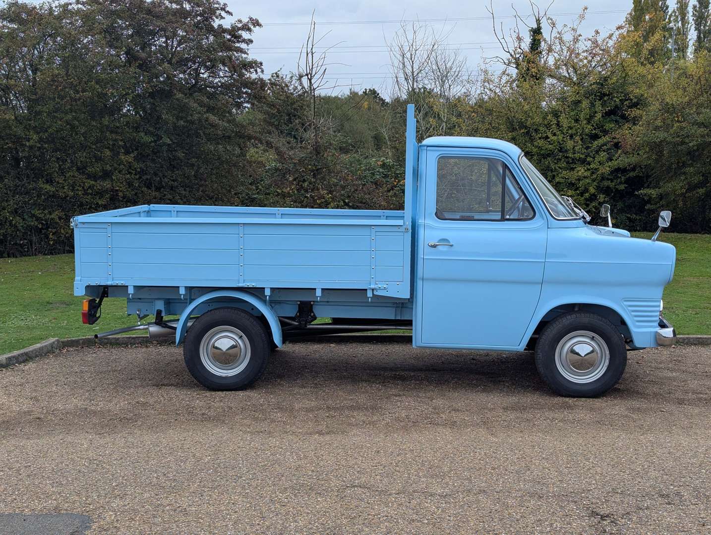 <p>1974 FORD TRANSIT MKI PICK-UP</p>
