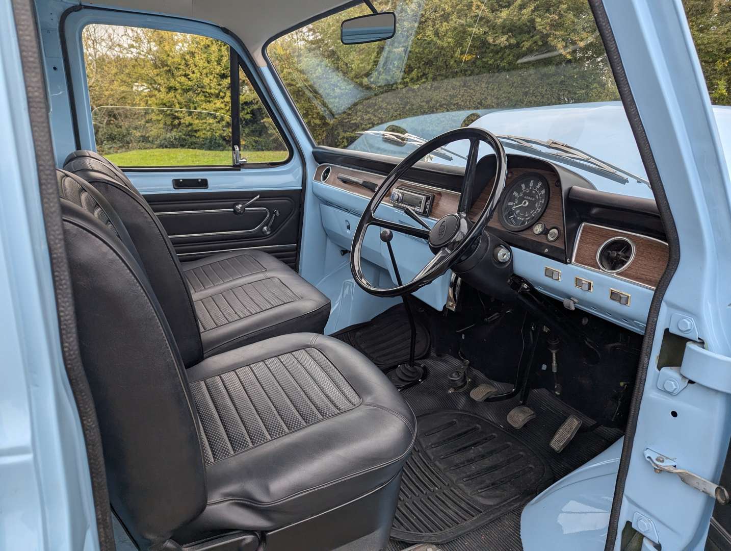 <p>1974 FORD TRANSIT MKI PICK-UP</p>