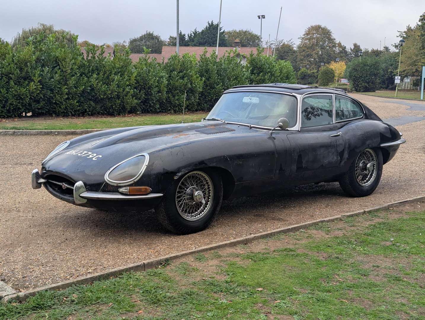 <p>1965 JAGUAR E-TYPE S1 4.2 FHC</p>