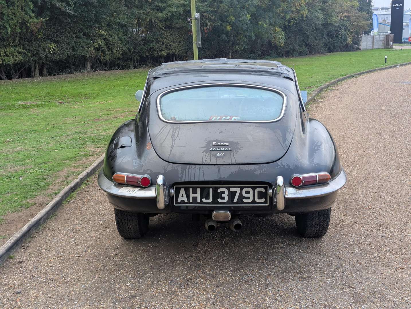 <p>1965 JAGUAR E-TYPE S1 4.2 FHC</p>