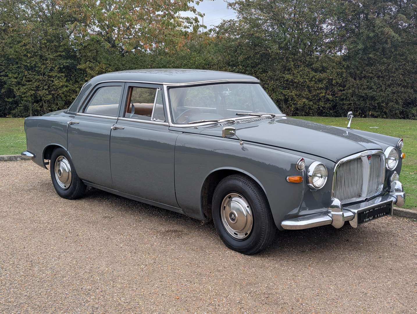 <p>1962 ROVER P5 SALOON</p>