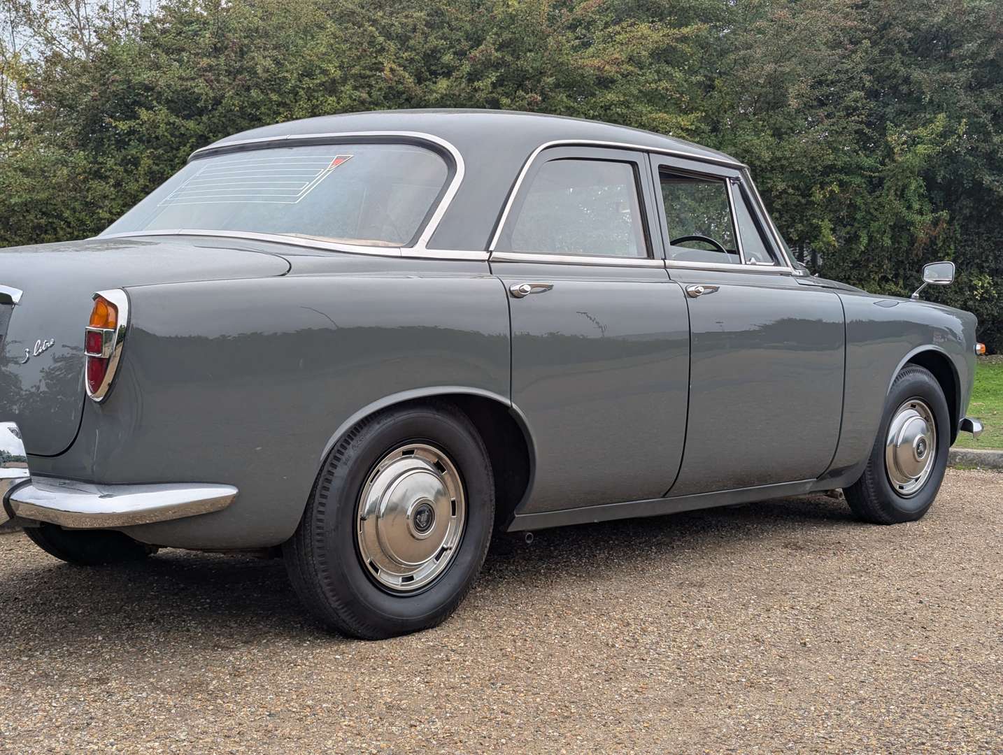 <p>1962 ROVER P5 SALOON</p>
