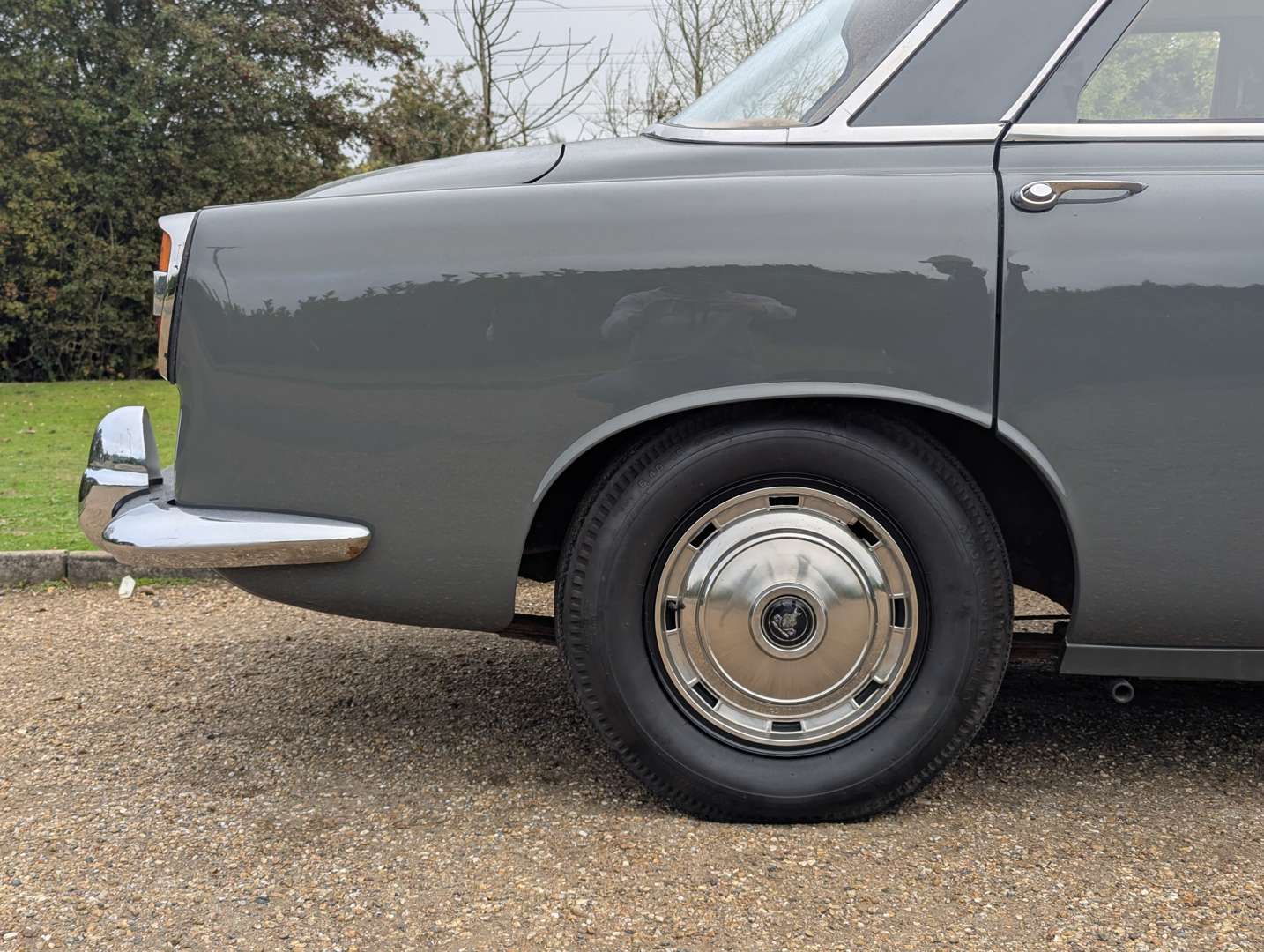 <p>1962 ROVER P5 SALOON</p>