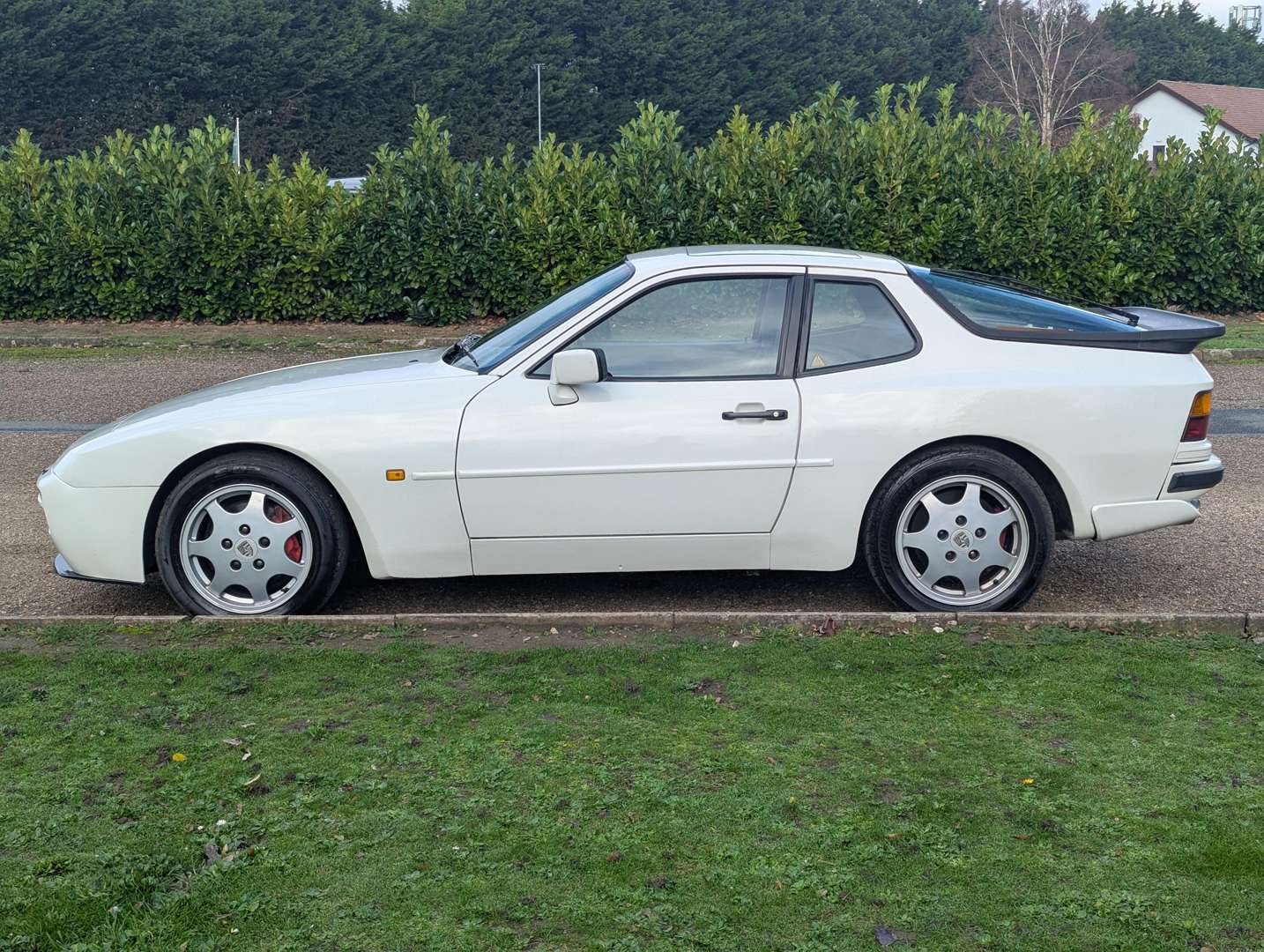 <p>1990 PORSCHE 944 S2</p>