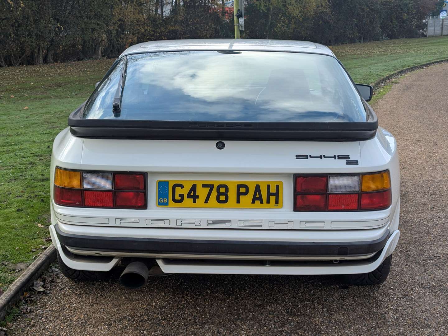 <p>1990 PORSCHE 944 S2</p>