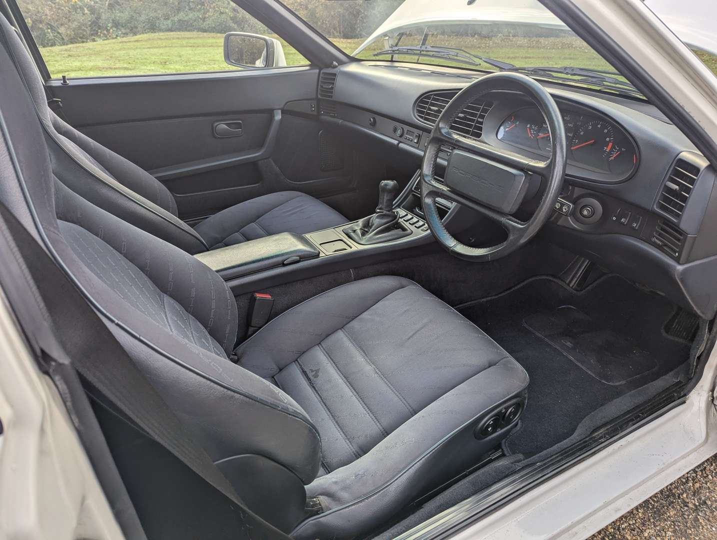 <p>1990 PORSCHE 944 S2</p>