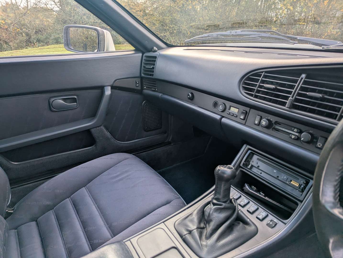 <p>1990 PORSCHE 944 S2</p>