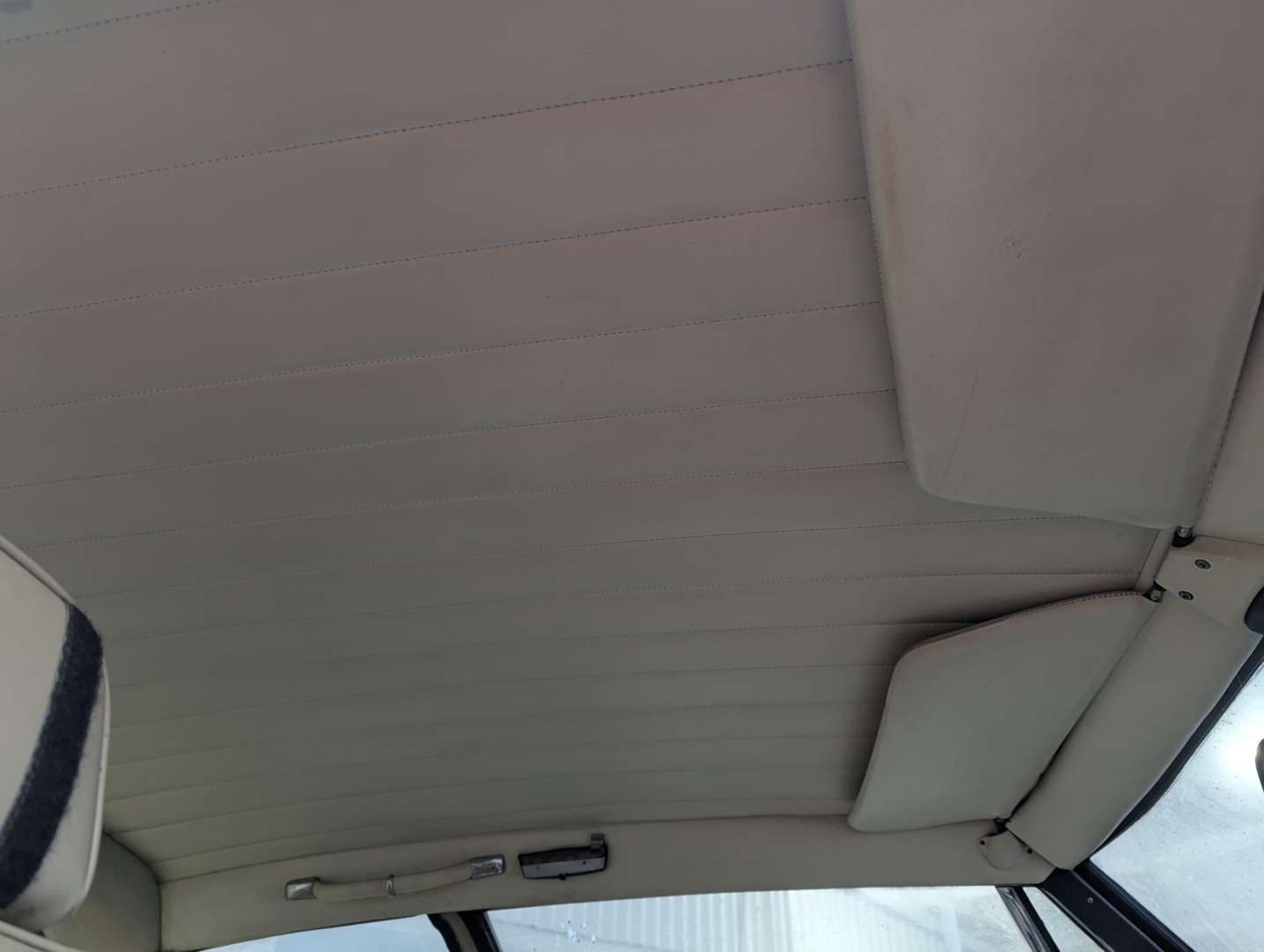 <p>1973 JENSEN INTERCEPTOR MKIII</p>