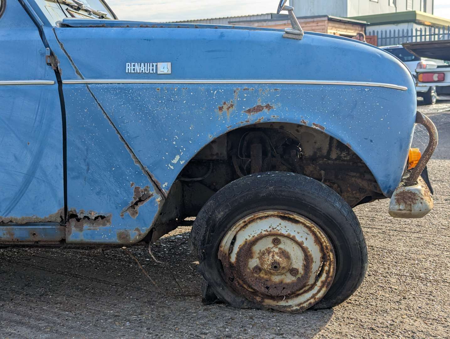 <p>1968 RENAULT 4</p>