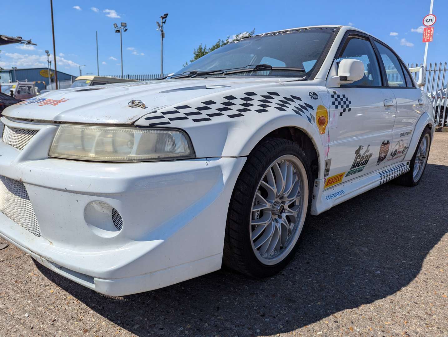 <p>1998 MITSUBISHI LANCER EVOLUTION V GSR</p>