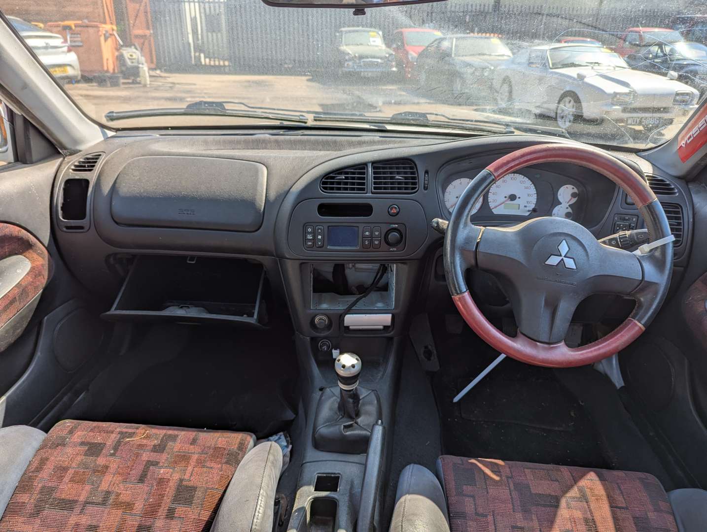 <p>1998 MITSUBISHI LANCER EVOLUTION V GSR</p>