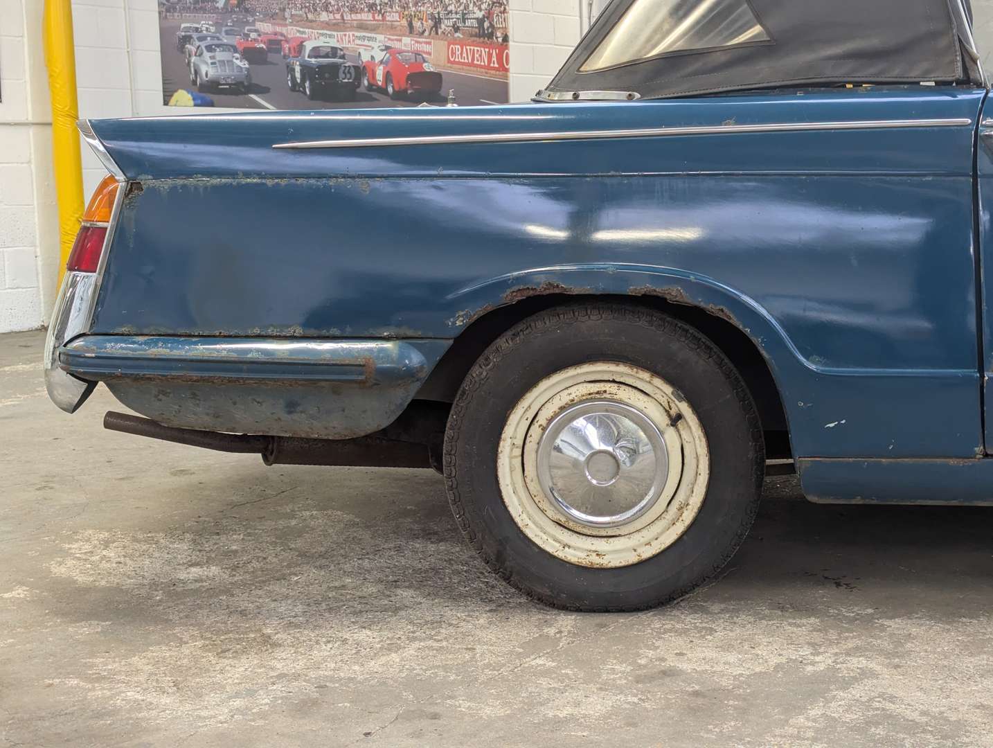 <p>1971 TRIUMPH HERALD 13/60 CONVERTIBLE</p>