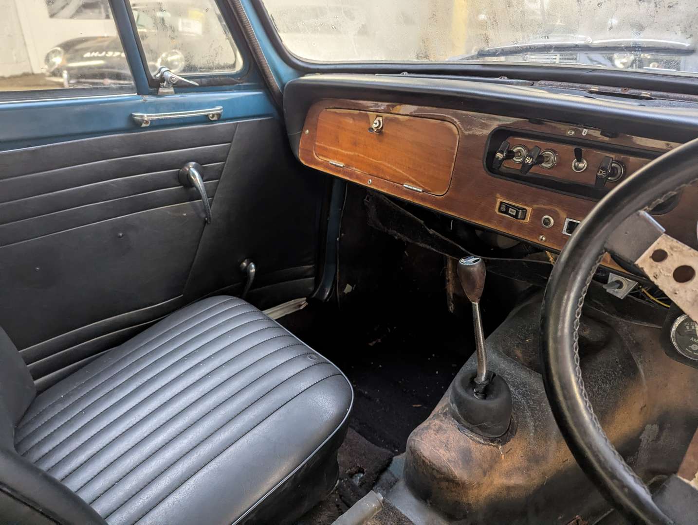 <p>1971 TRIUMPH HERALD 13/60 CONVERTIBLE</p>