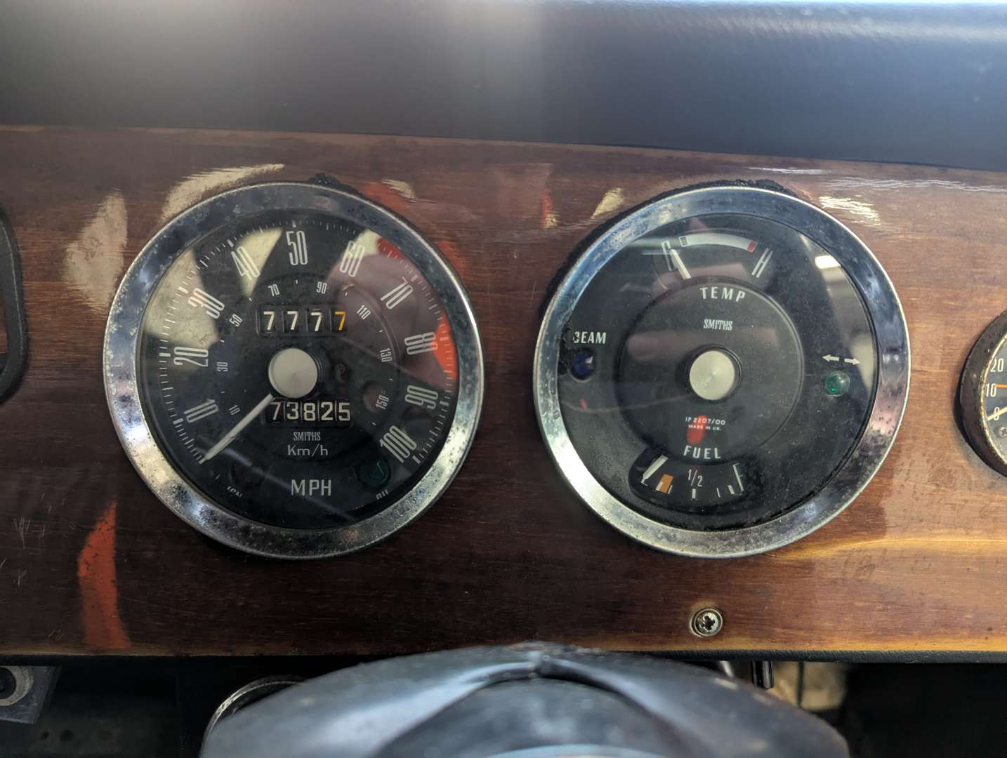 <p>1971 TRIUMPH HERALD 13/60 CONVERTIBLE</p>