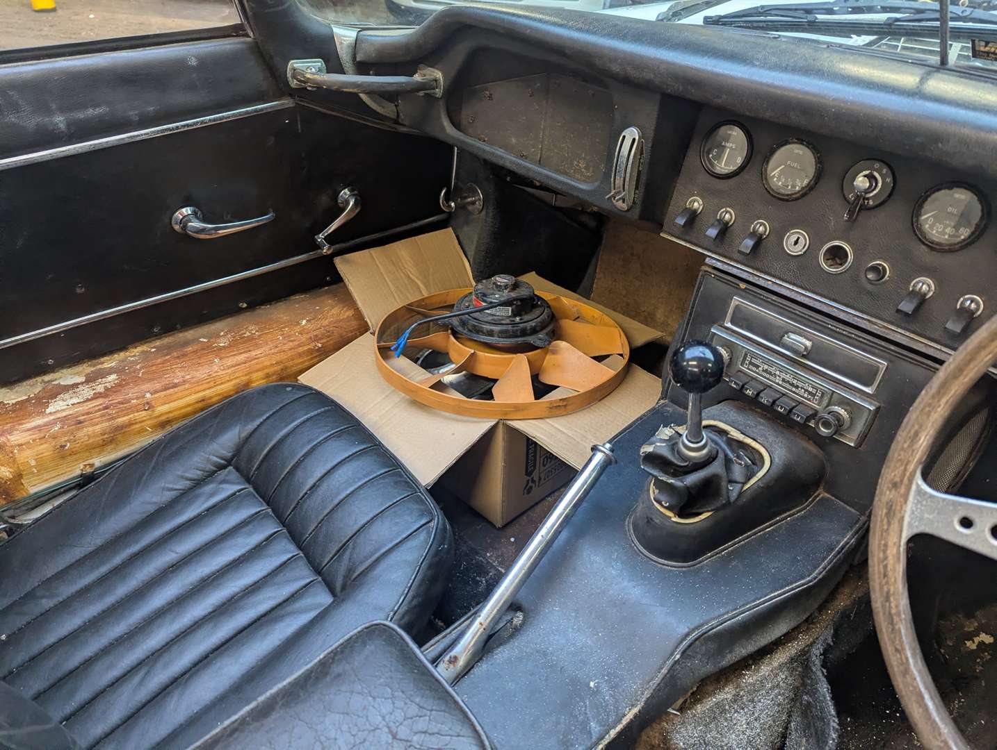 <p>1967 JAGUAR E-TYPE SERIES I 4.2 ROADSTER</p>