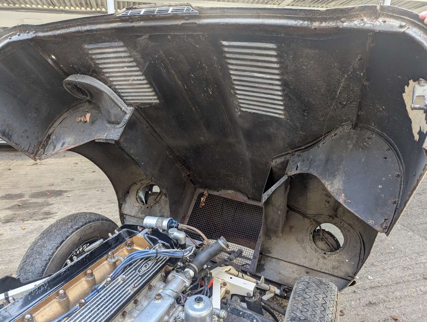 <p>1967 JAGUAR E-TYPE SERIES I 4.2 ROADSTER</p>