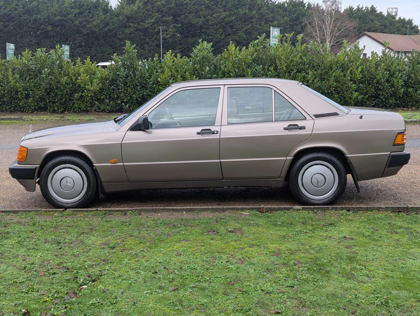 <p>1990 MERCEDES 190E W201 2.0 AUTO</p>