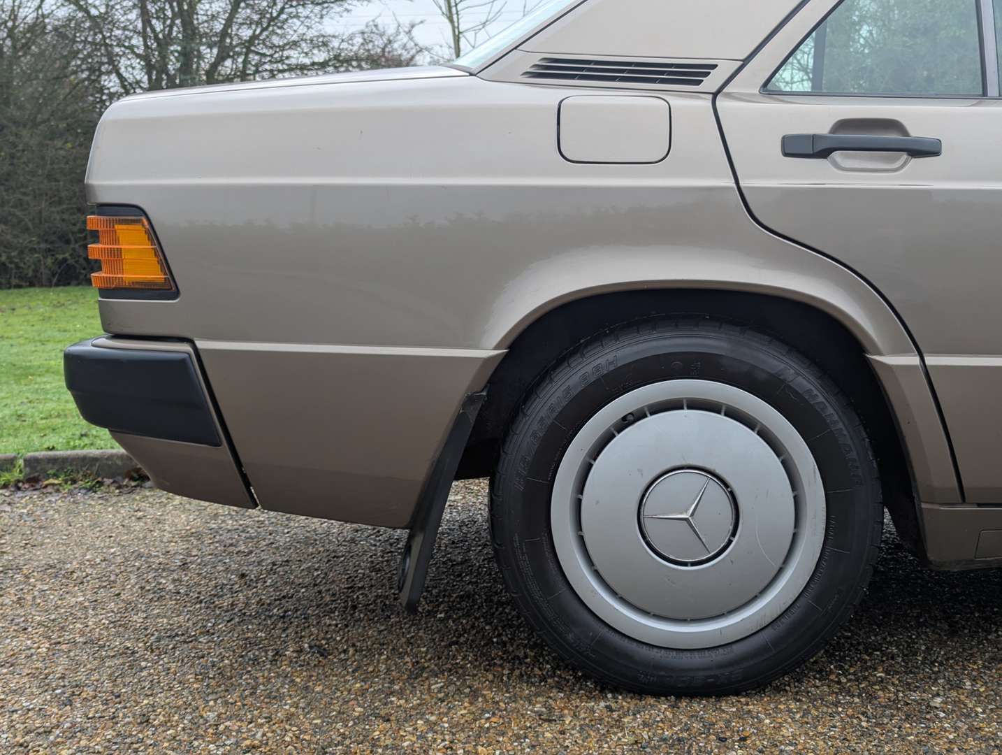 <p>1990 MERCEDES 190E W201 2.0 AUTO</p>