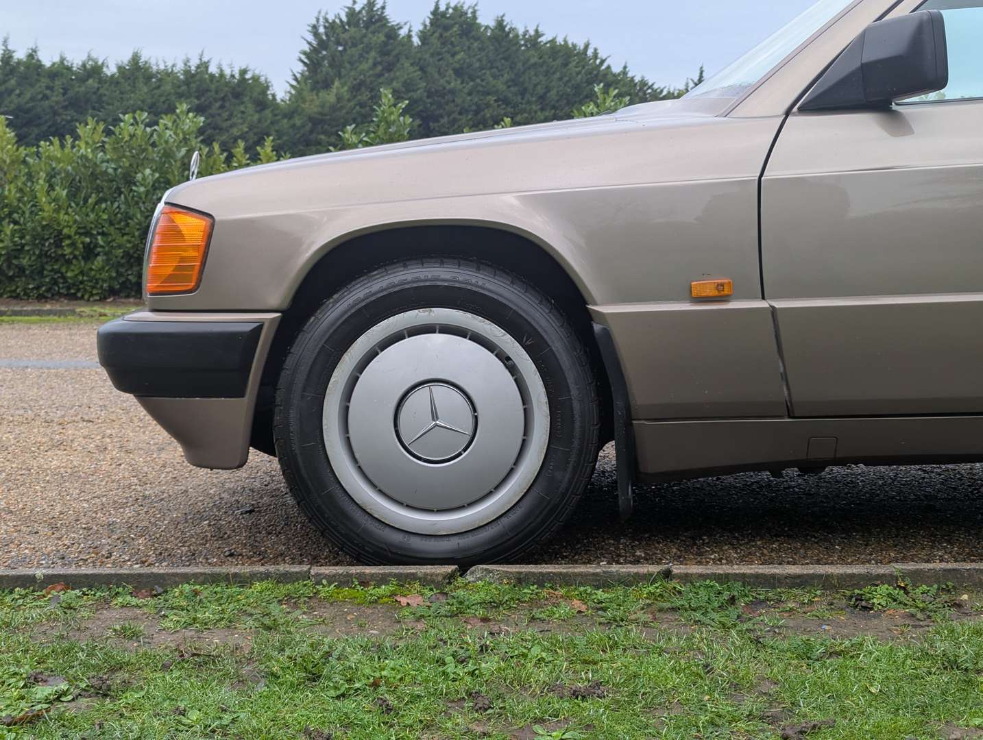 <p>1990 MERCEDES 190E W201 2.0 AUTO</p>