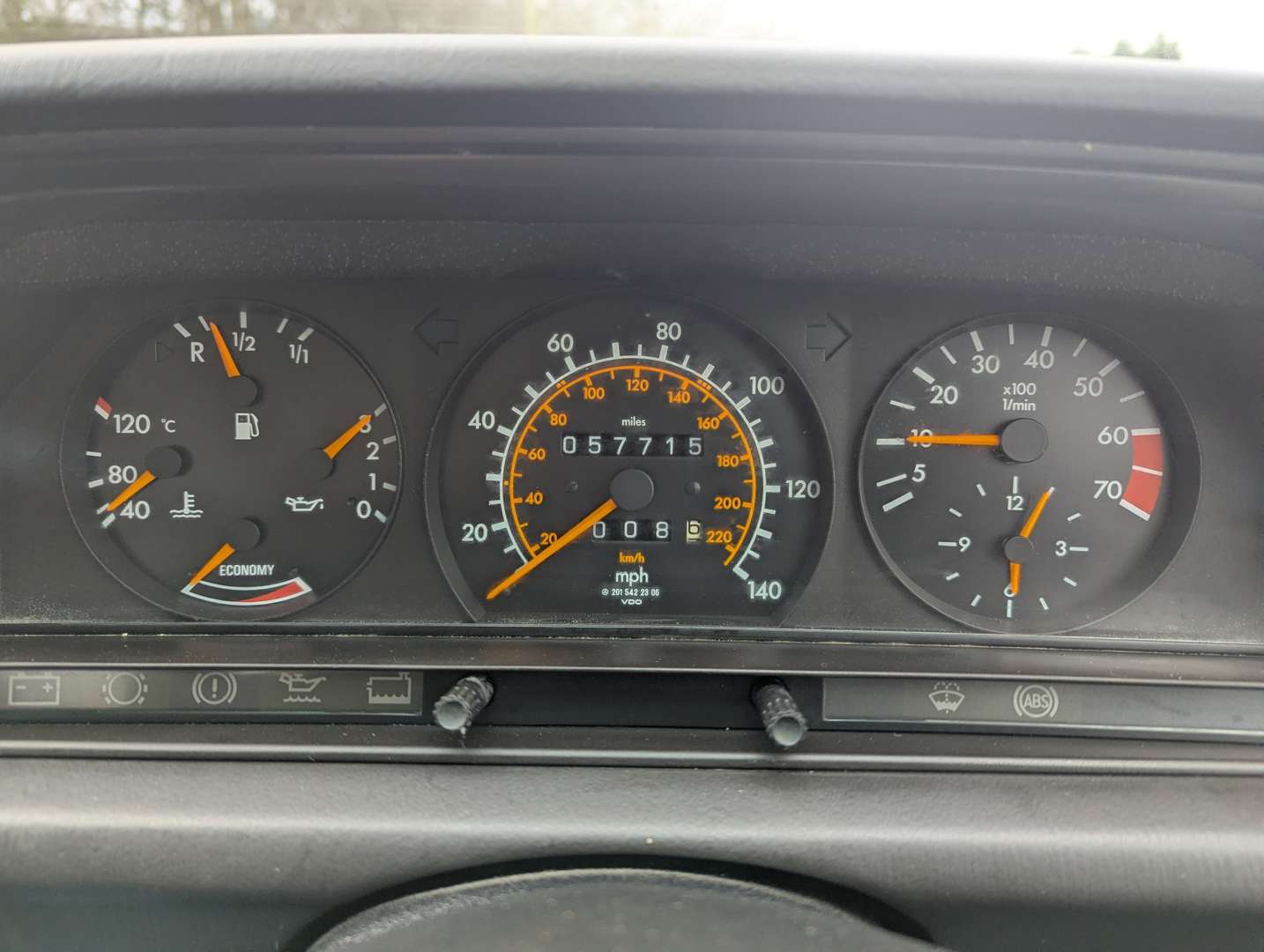 <p>1990 MERCEDES 190E W201 2.0 AUTO</p>