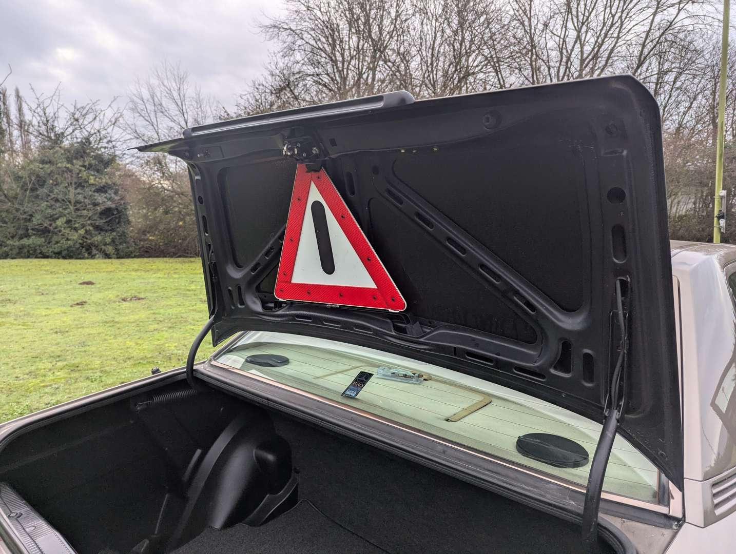 <p>1990 MERCEDES 190E W201 2.0 AUTO</p>