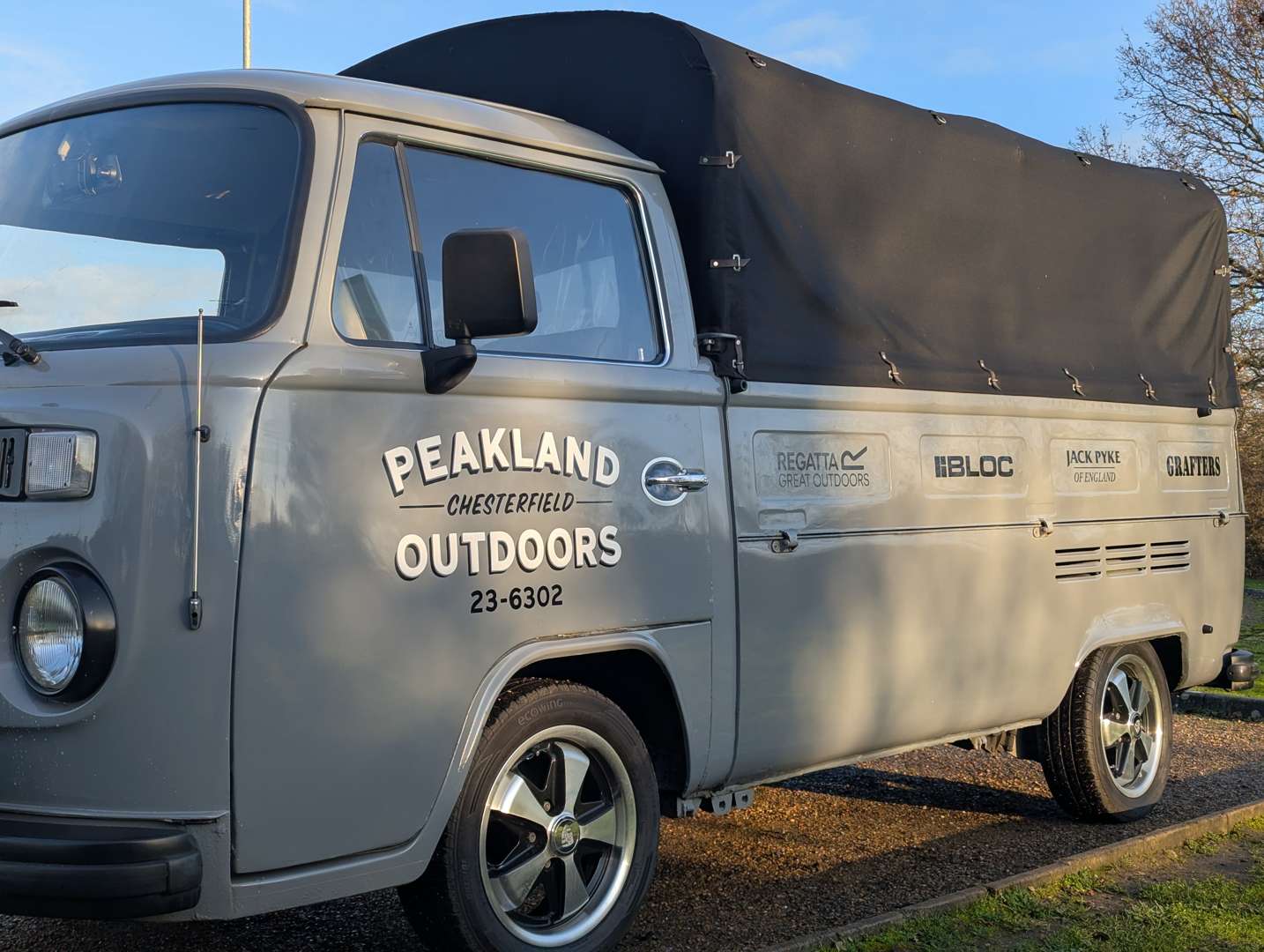 <p>1977 VW TYPE 2 PICK-UP LHD</p>