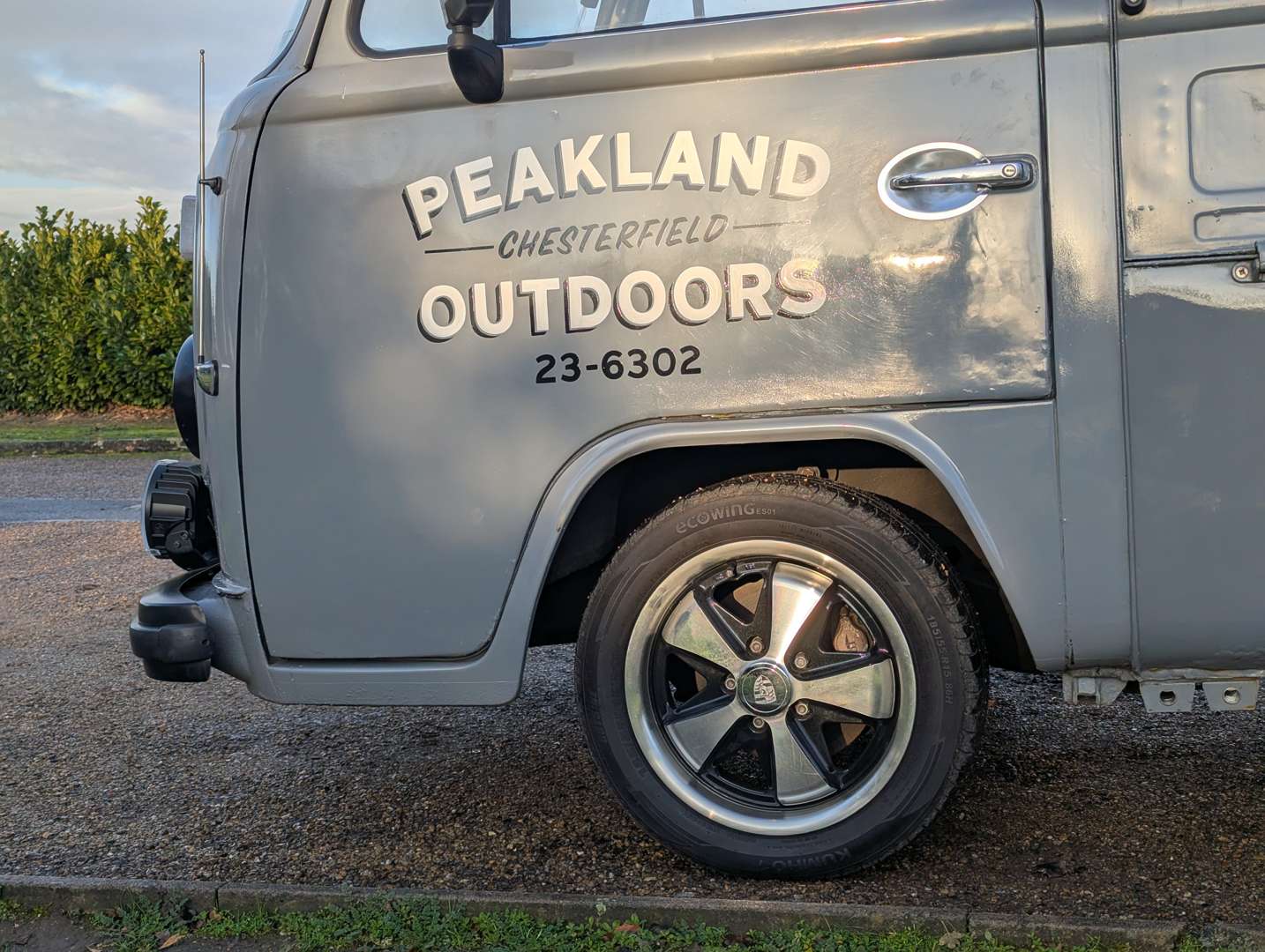 <p>1977 VW TYPE 2 PICK-UP LHD</p>