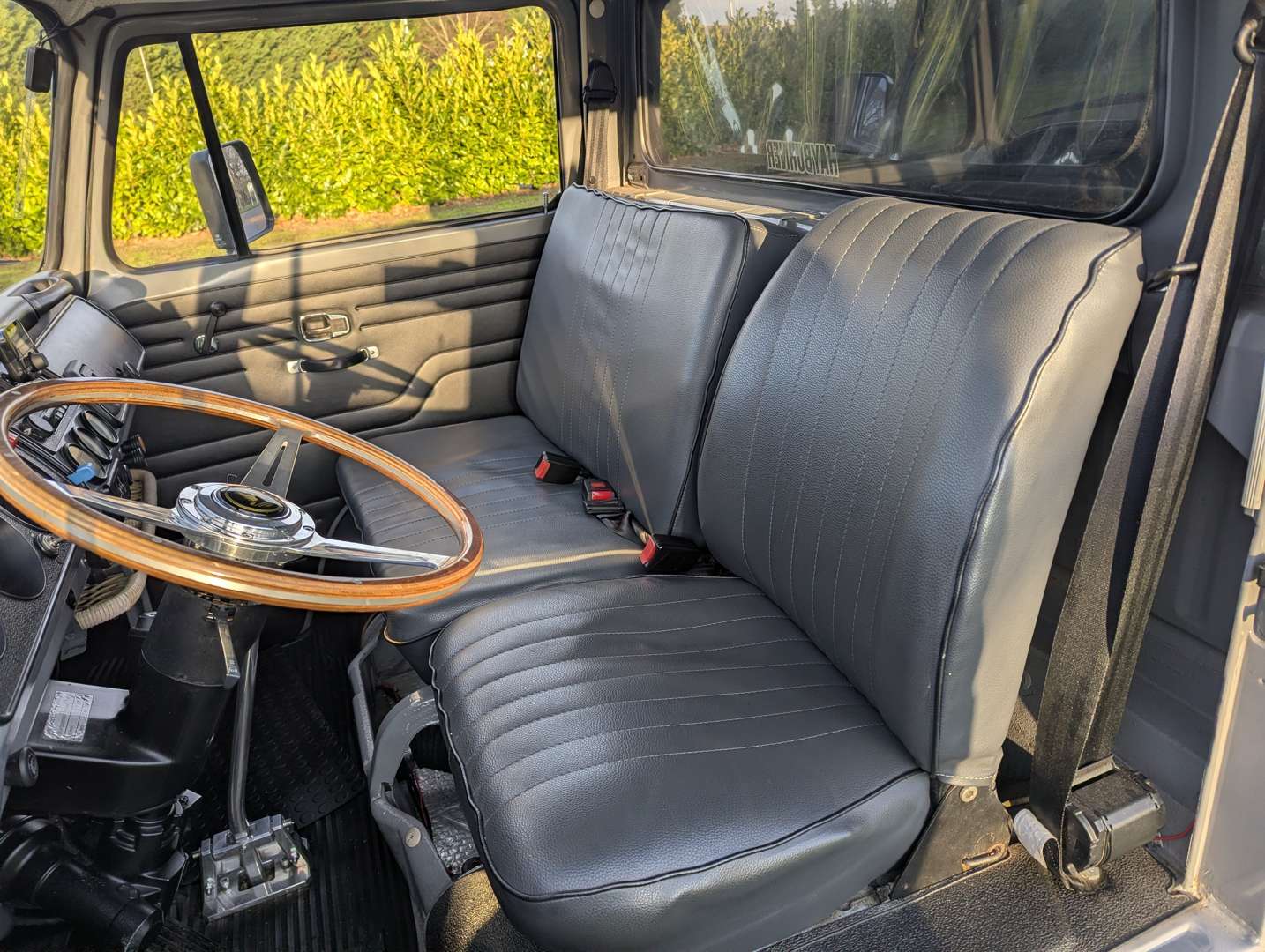 <p>1977 VW TYPE 2 PICK-UP LHD</p>