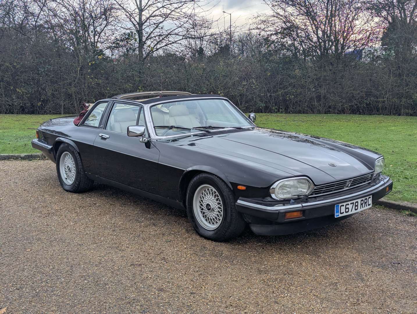 <p>1986 JAGUAR XJ-S 5.3 HE CONVERTIBLE AUTO</p>