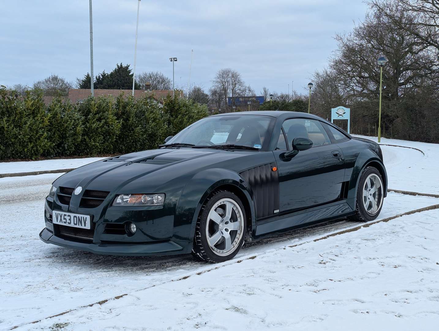 <p>2003 MG SV X-POWER</p>