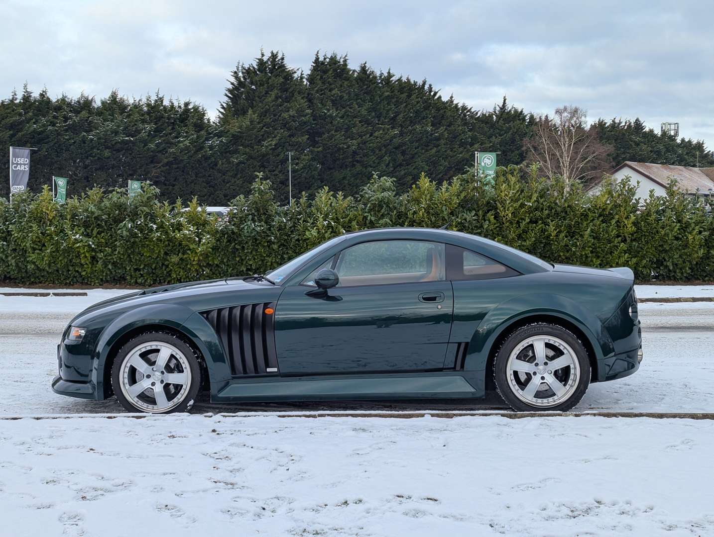 <p>2003 MG SV X-POWER</p>