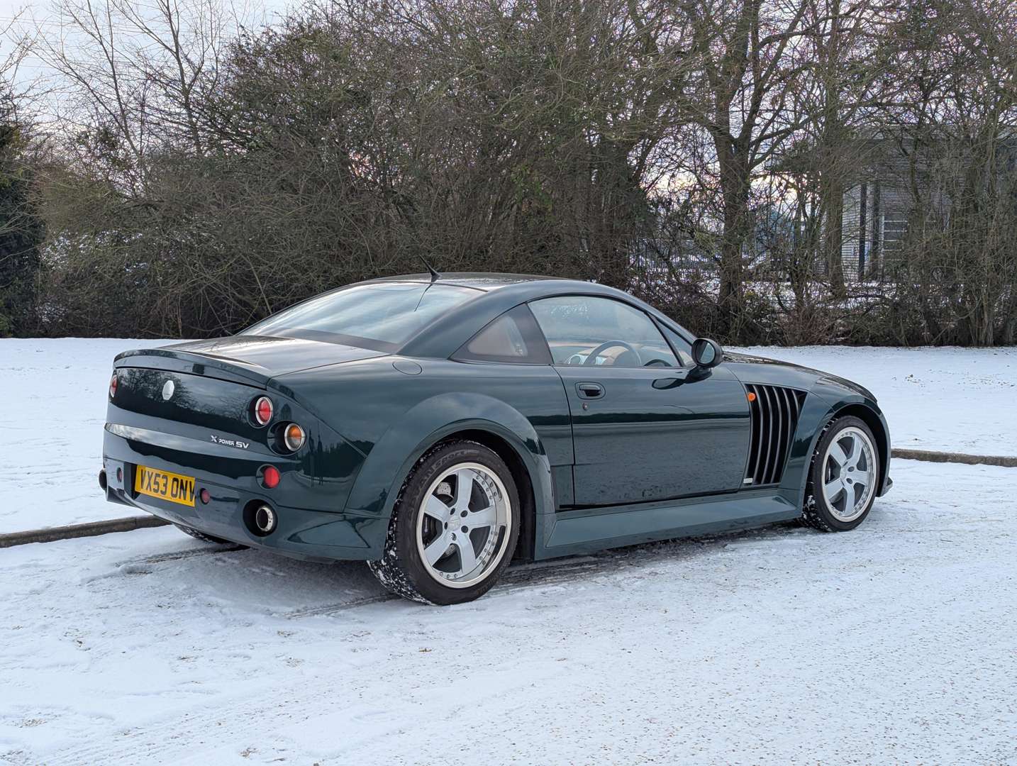 <p>2003 MG SV X-POWER</p>