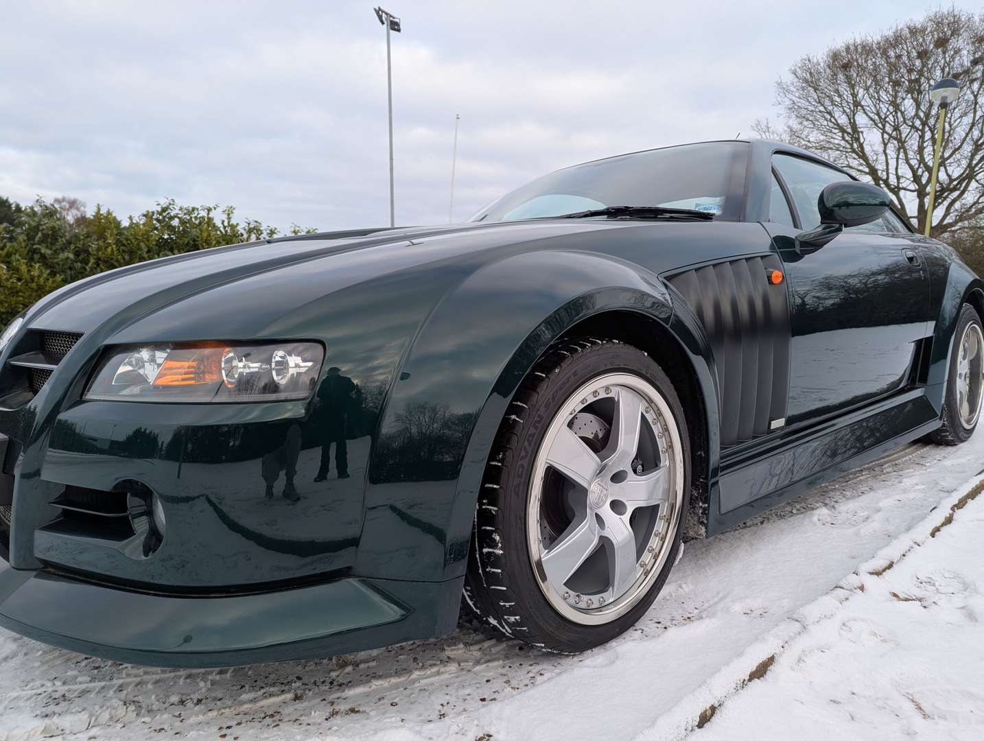 <p>2003 MG SV X-POWER</p>