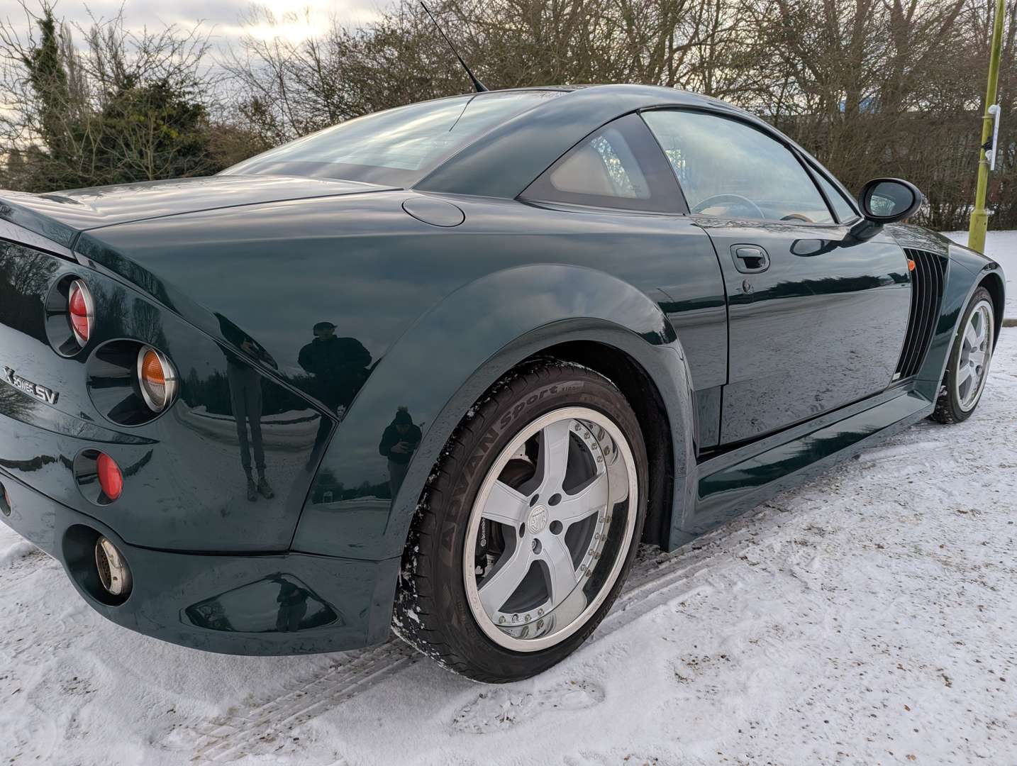 <p>2003 MG SV X-POWER</p>