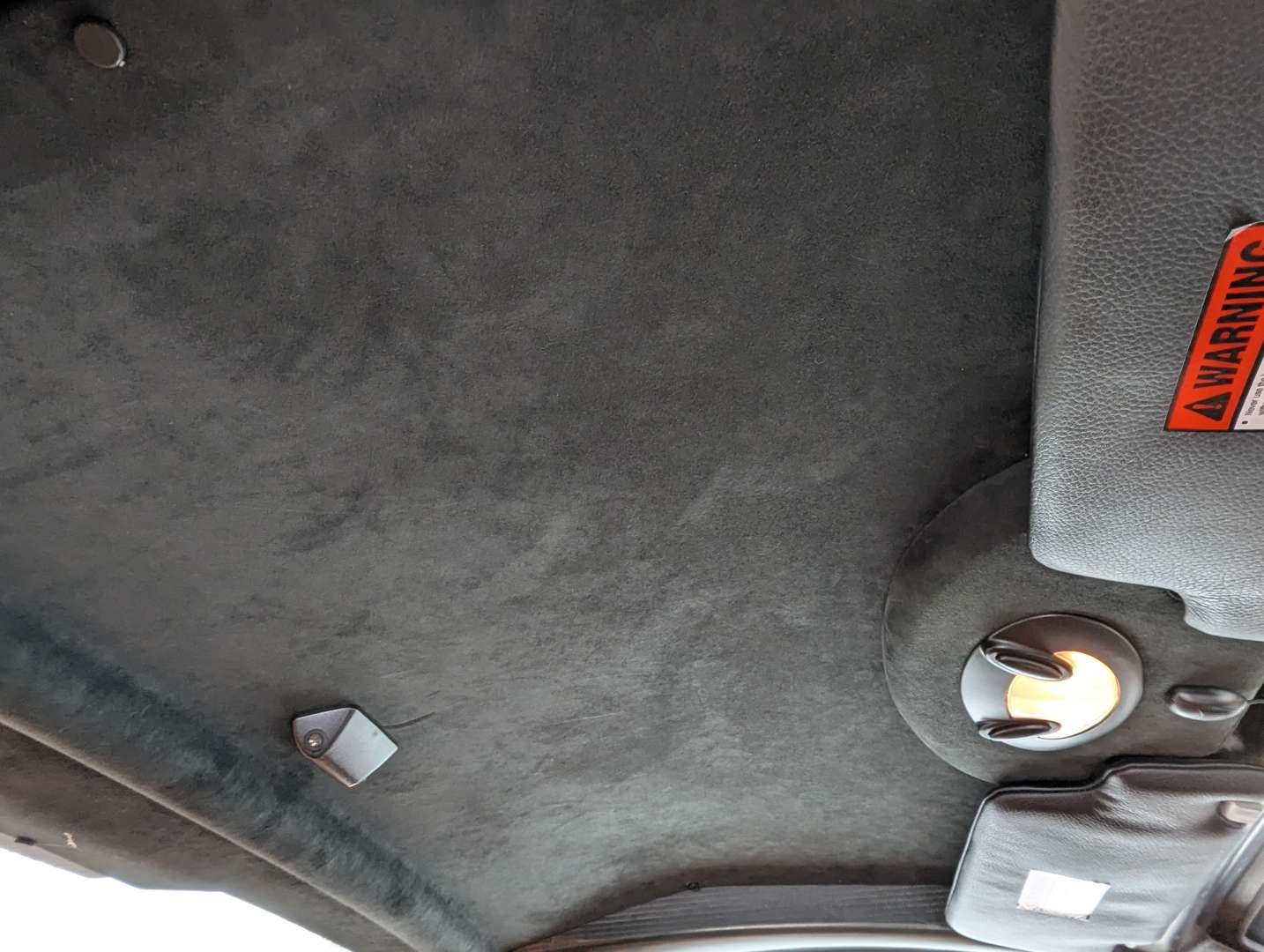 <p>2003 MG SV X-POWER</p>