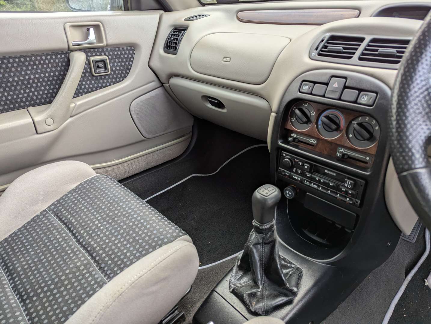 <p>1998 ROVER 216 COUPE</p>