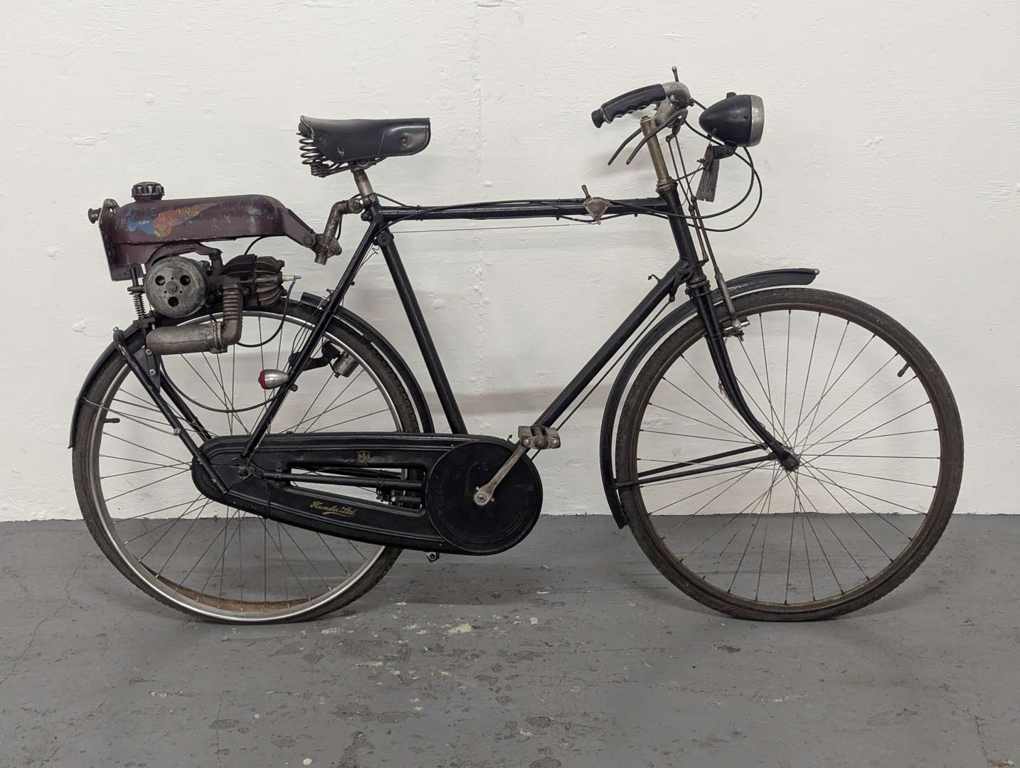 <p>1951 MINI MOTOR</p>