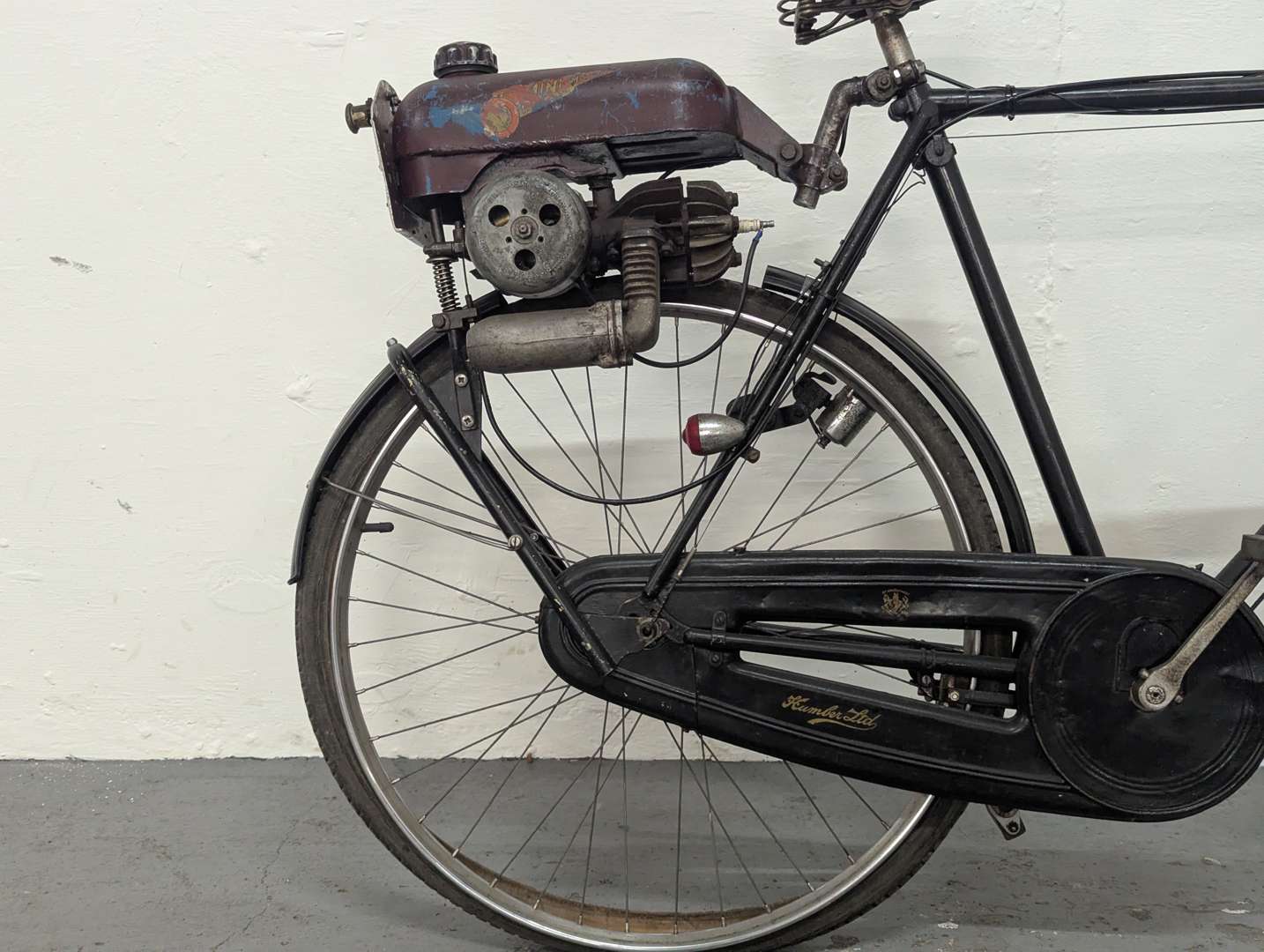 <p>1951 MINI MOTOR</p>