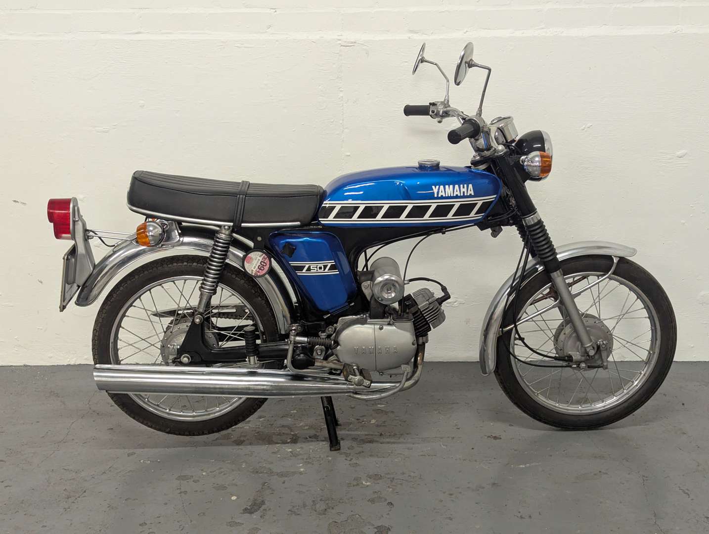 <p>1975 YAMAHA FS1E</p>