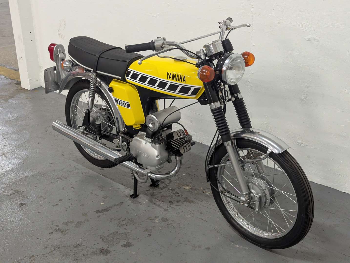 <p>1974 YAMAHA FS1E</p>