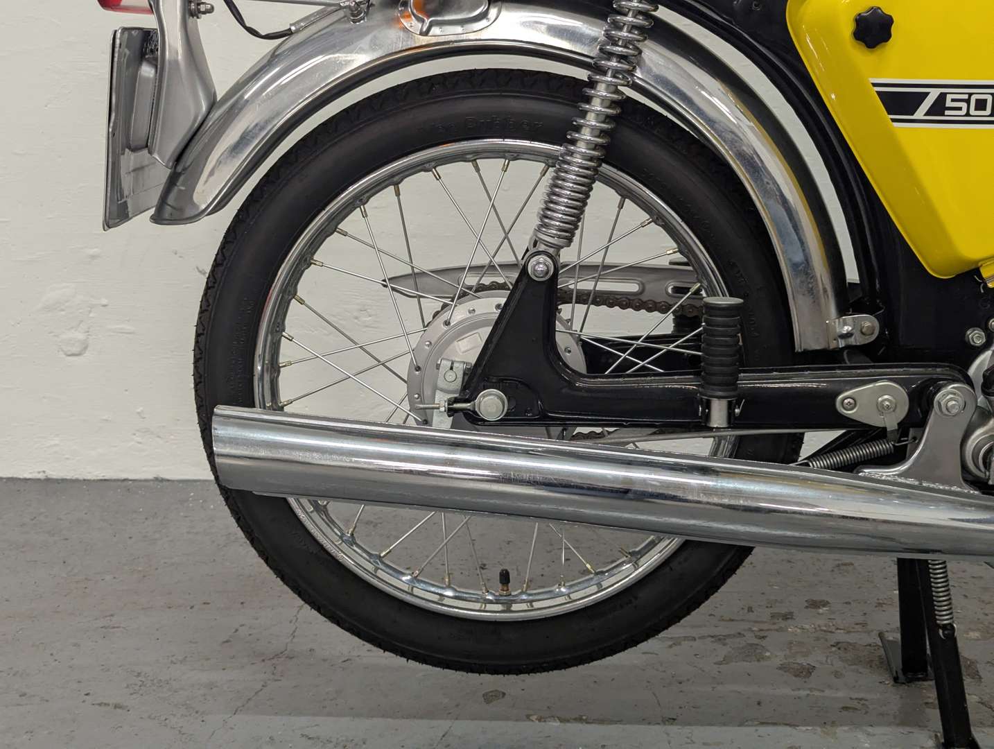 <p>1974 YAMAHA FS1E</p>