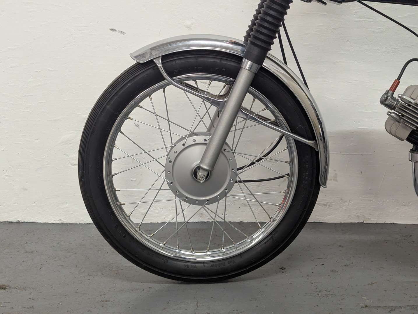 <p>1974 YAMAHA FS1E</p>