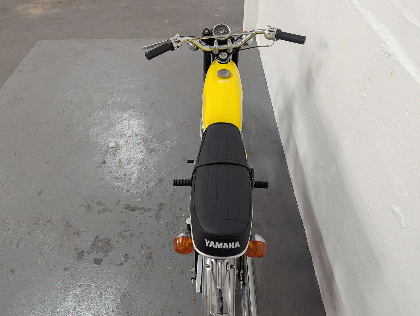 <p>1974 YAMAHA FS1E</p>