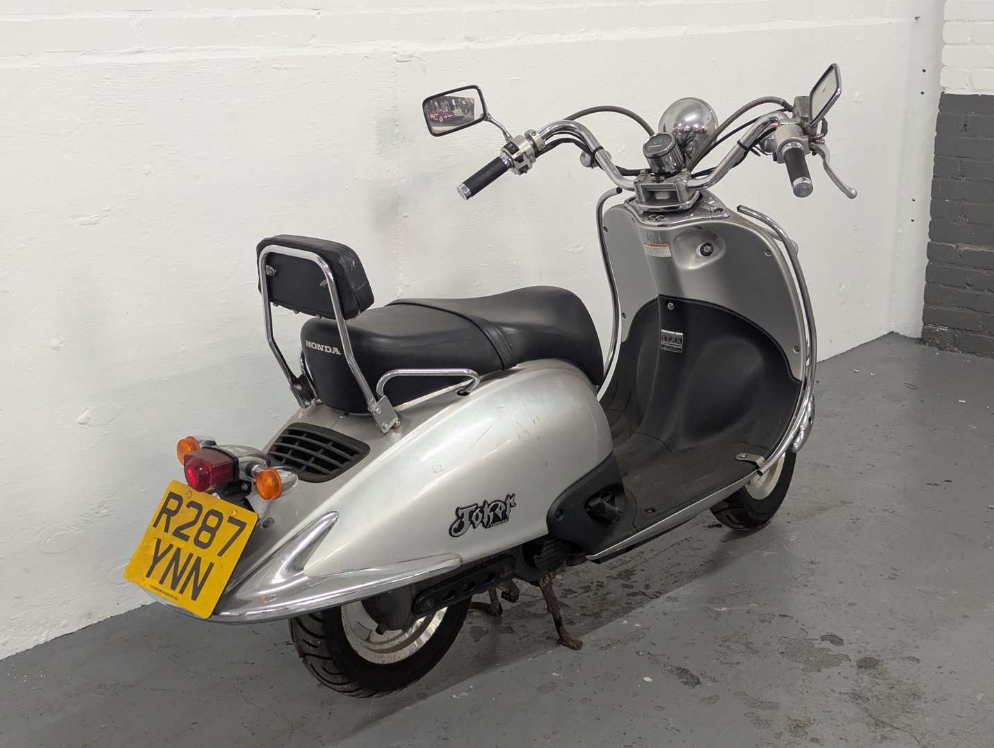 <p>1997 HONDA JOKER</p>