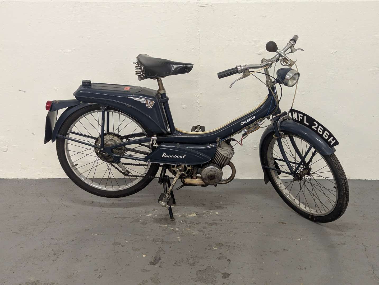 <p>1969 RALEIGH RUNABOUT</p>