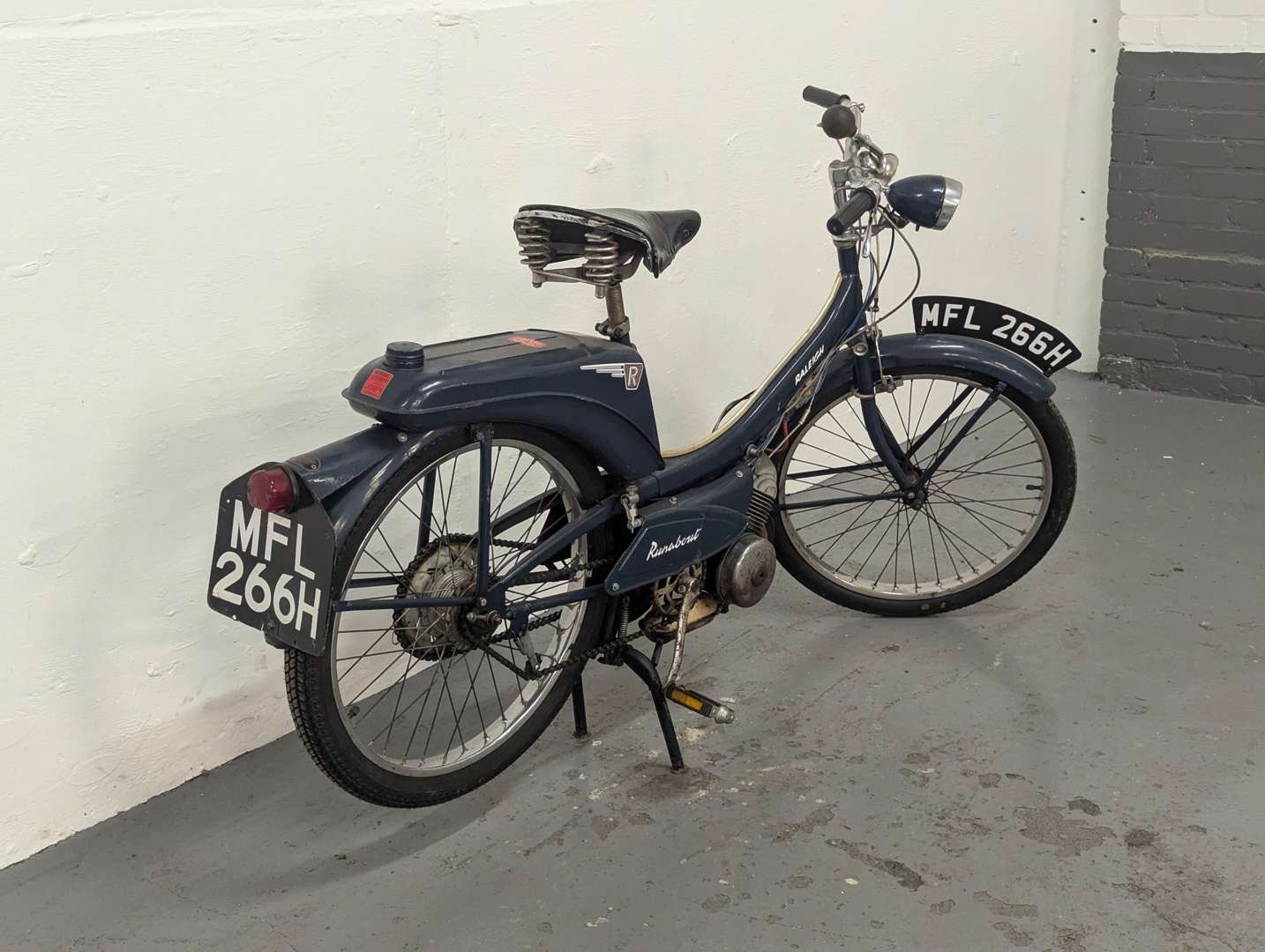 <p>1969 RALEIGH RUNABOUT</p>