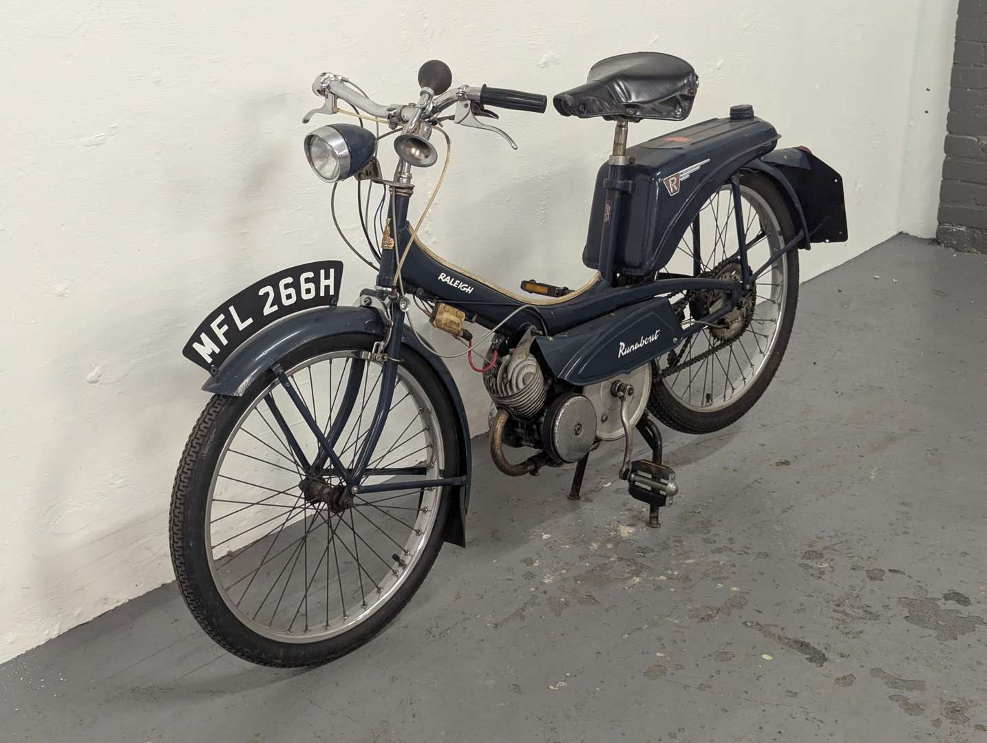 <p>1969 RALEIGH RUNABOUT</p>
